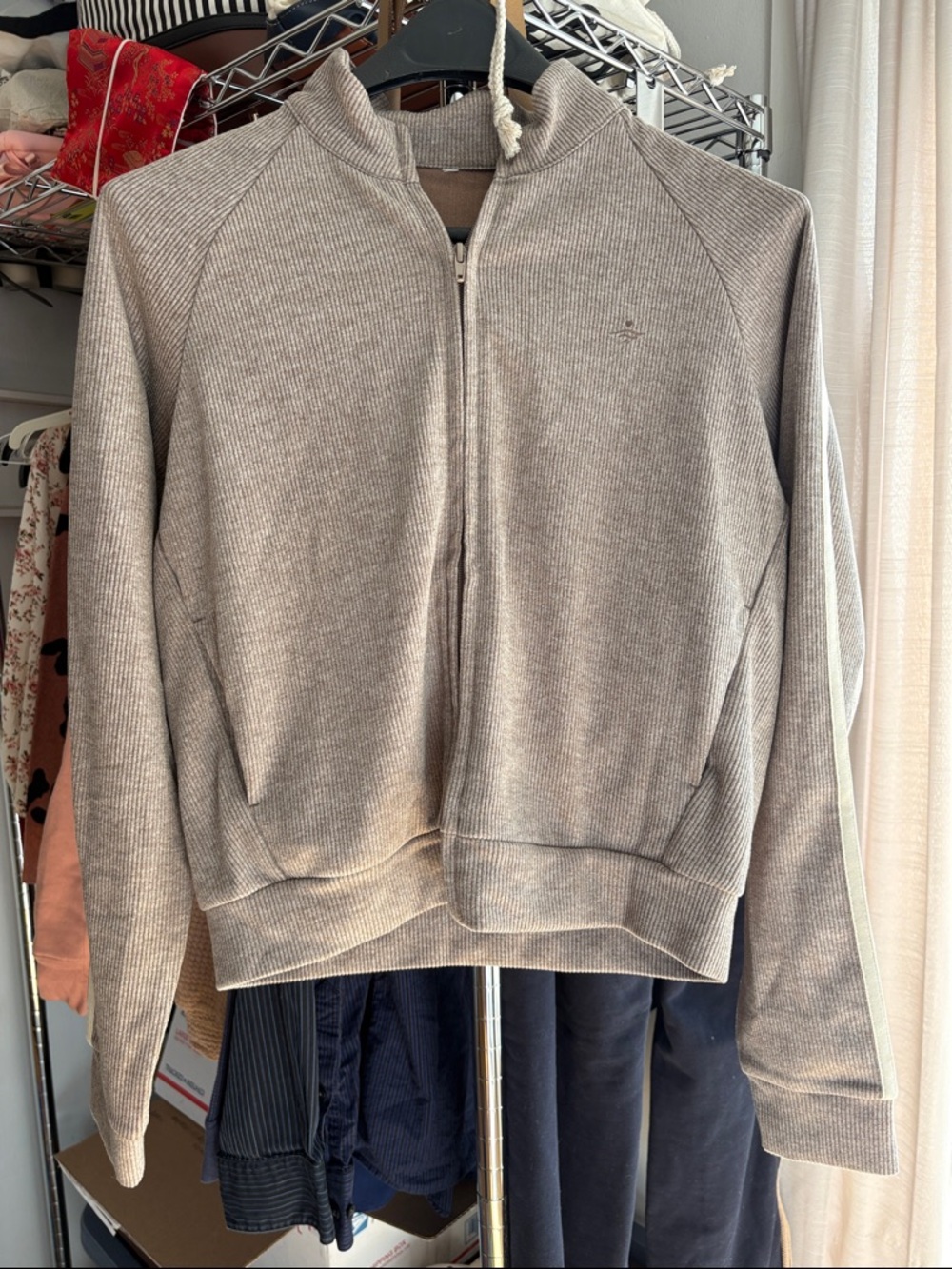 HALARA Light Gray Ribbed Zip-Up Hoodie